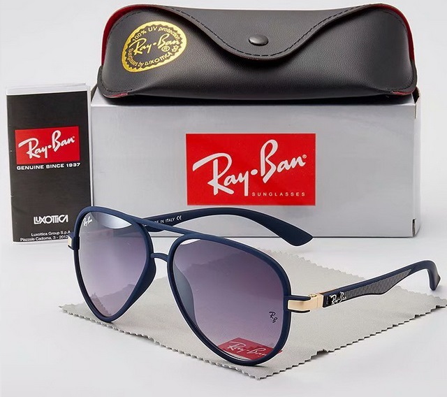 Ray Ban Boutique Sunglasses 045